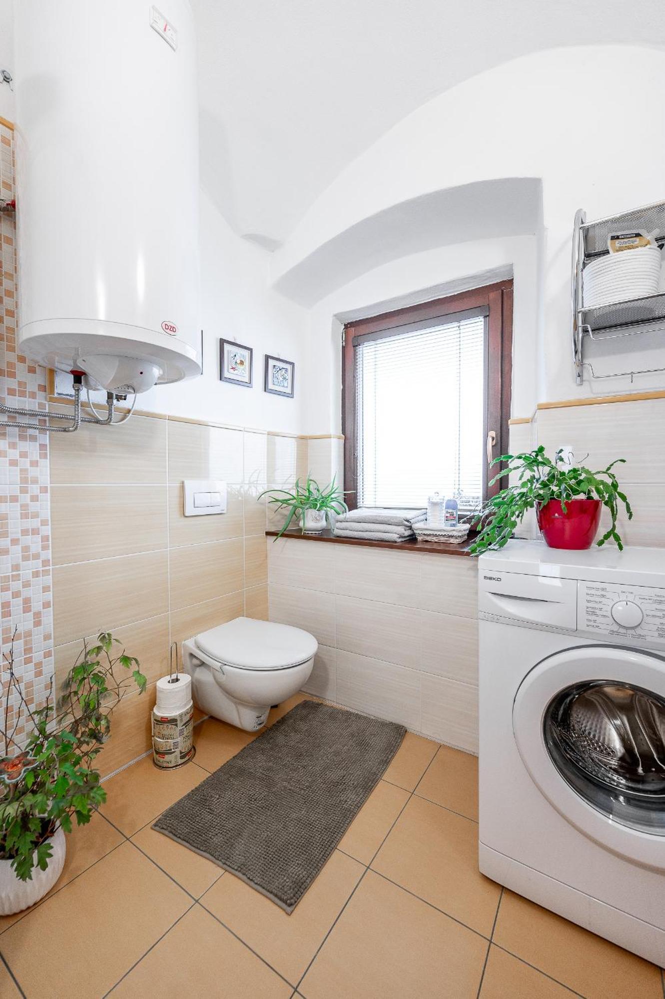 2 Room Flat Hlavna Kosice With Parking Extérieur photo